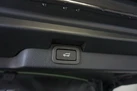 2019-land-rover-discovery-30-sd-v6-hse-luxury-small-11