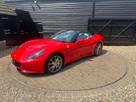 2010-ferrari-california-43-small-46