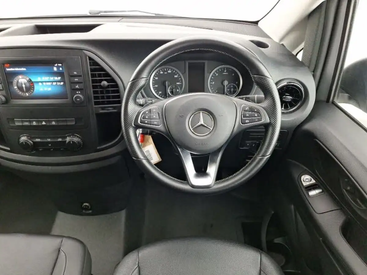 2021-mercedes-benz-vito-20cdi-114-tourer-pro-l3-big-6