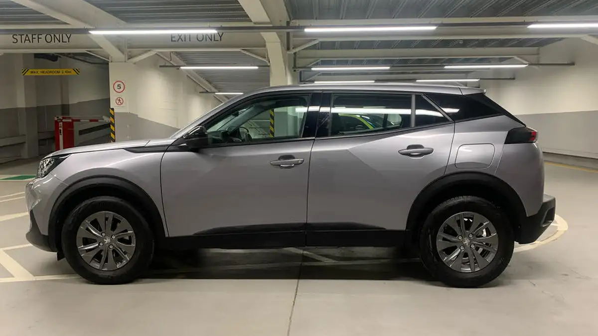 2022-peugeot-2008-suv-12-puretech-active-premium-big-5
