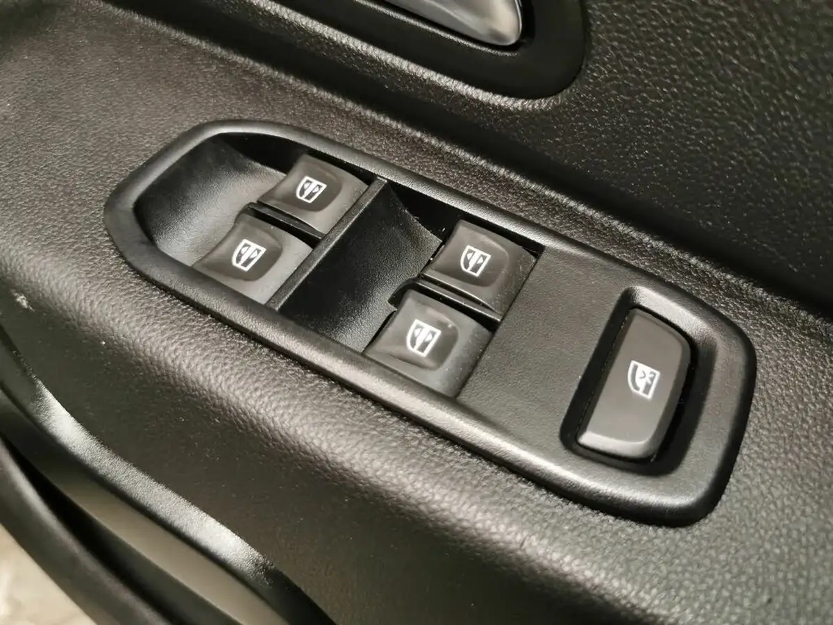 2019-dacia-duster-10-tce-comfort-ss-big-14