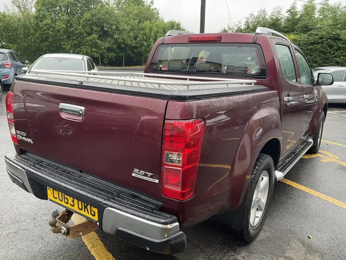 2013-isuzu-d-max-25td-utah-auto-big-2