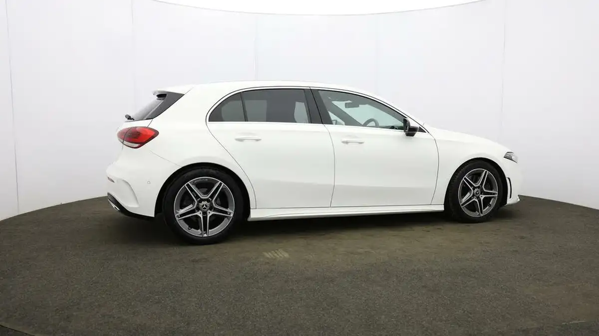2020-mercedes-benz-a-class-20-a250-amg-line-executive-hatchback-5d-big-56