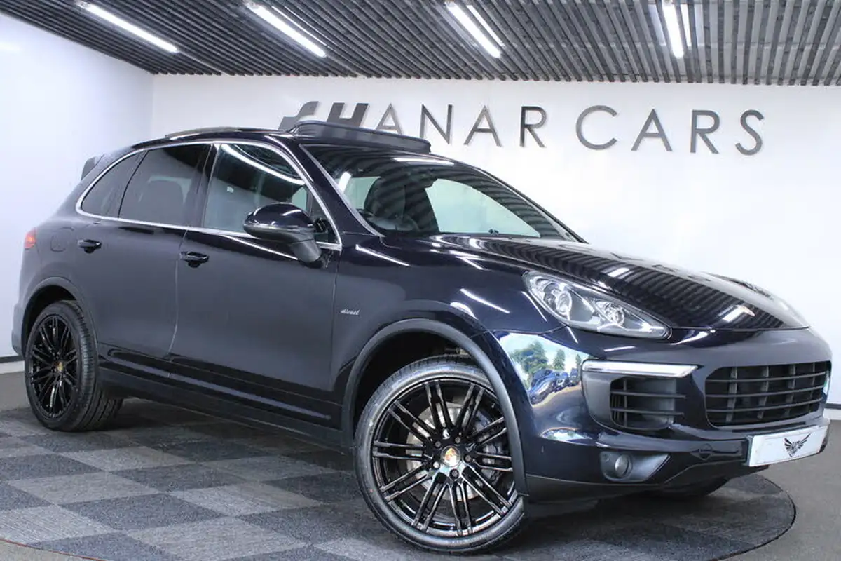 2016-porsche-cayenne-30td-big-0