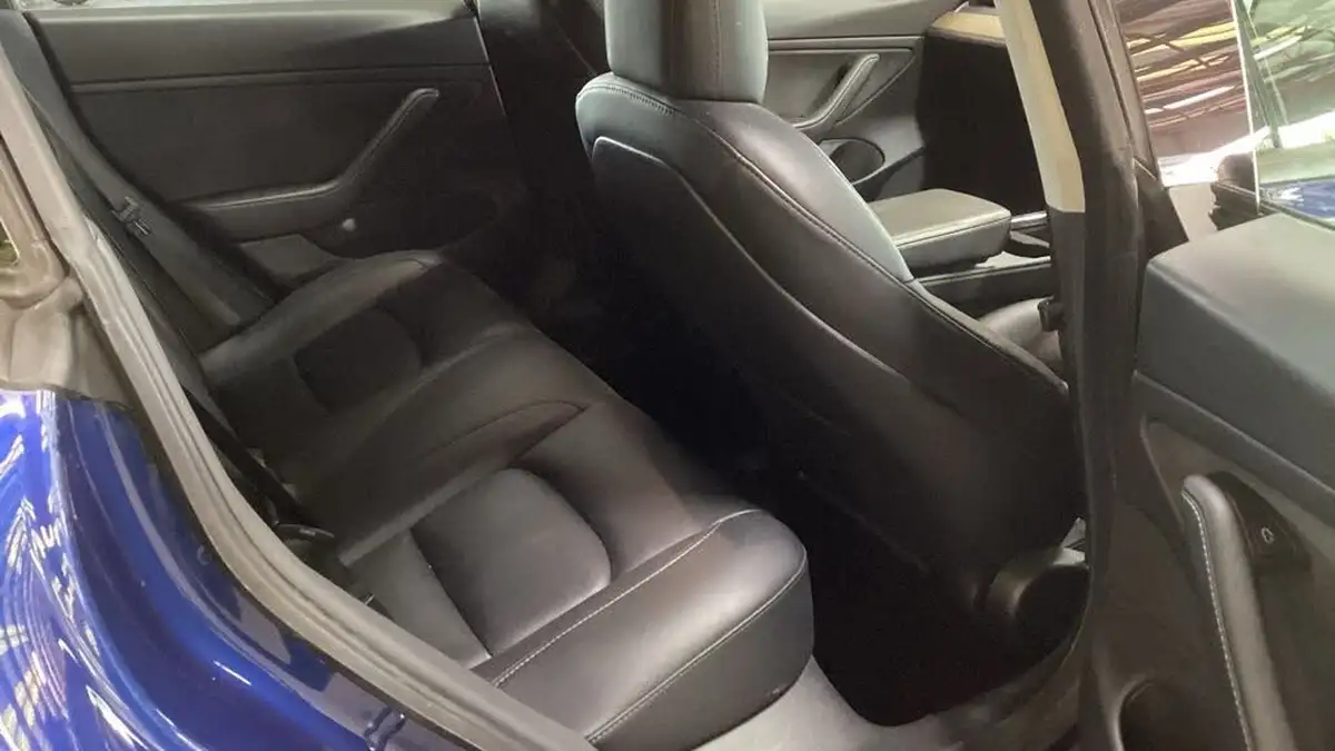 2020-tesla-model-3-e-standard-plus-big-11