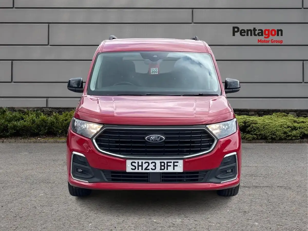 2023-ford-tourneo-connect-20-titanium-big-15