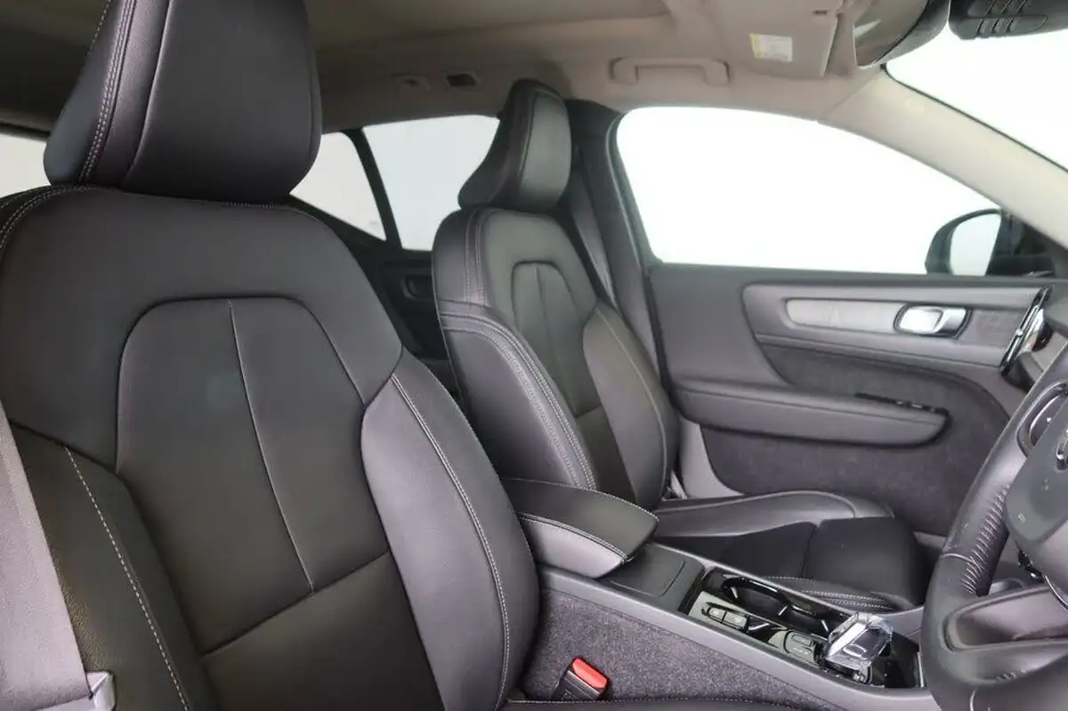 2021-volvo-xc40-20-b4-inscription-pro-194bhp-awd-auto-big-10