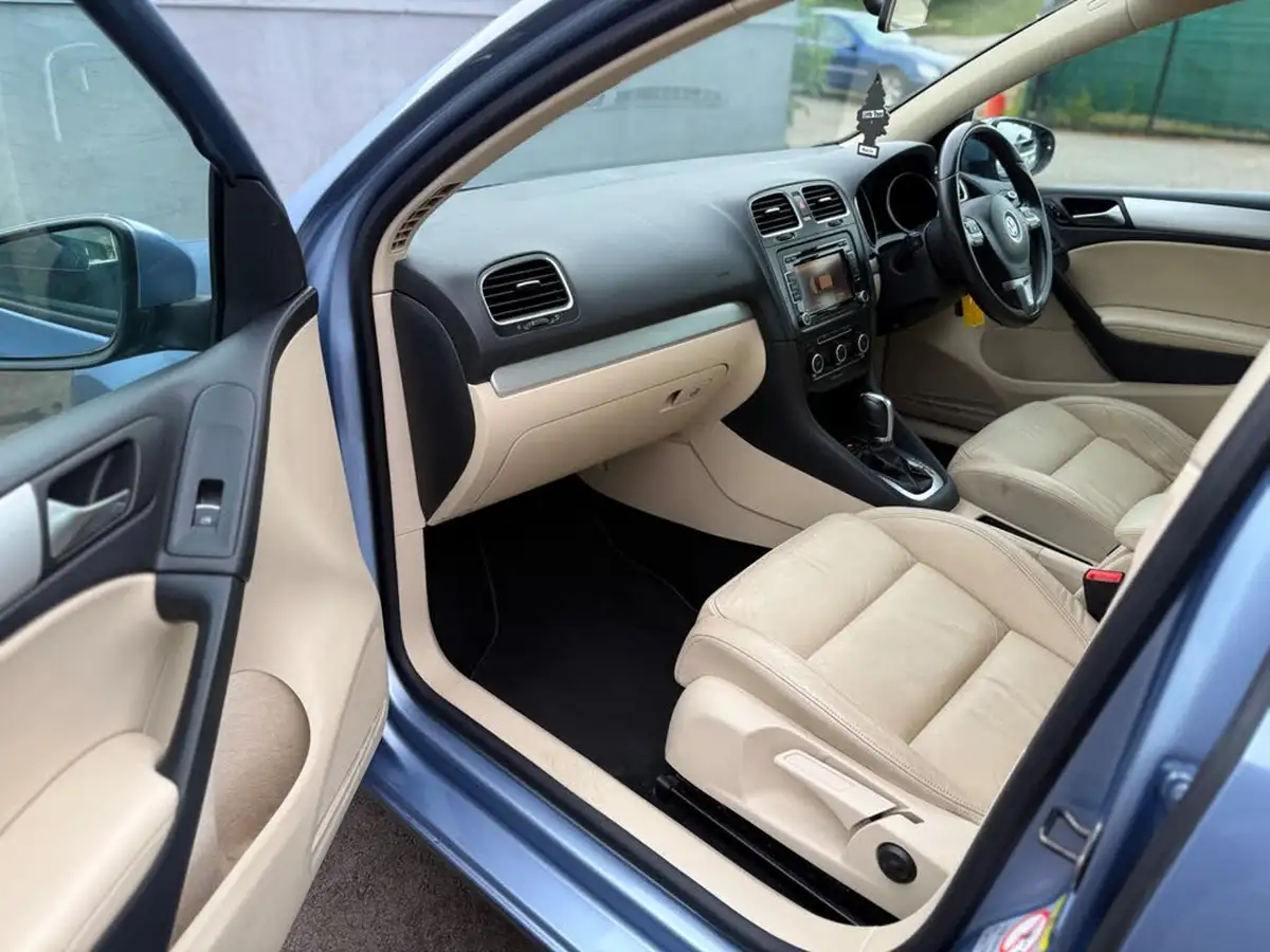 2011-volkswagen-golf-14-gt-tsi-160ps-hatchback-5d-dsg-big-17