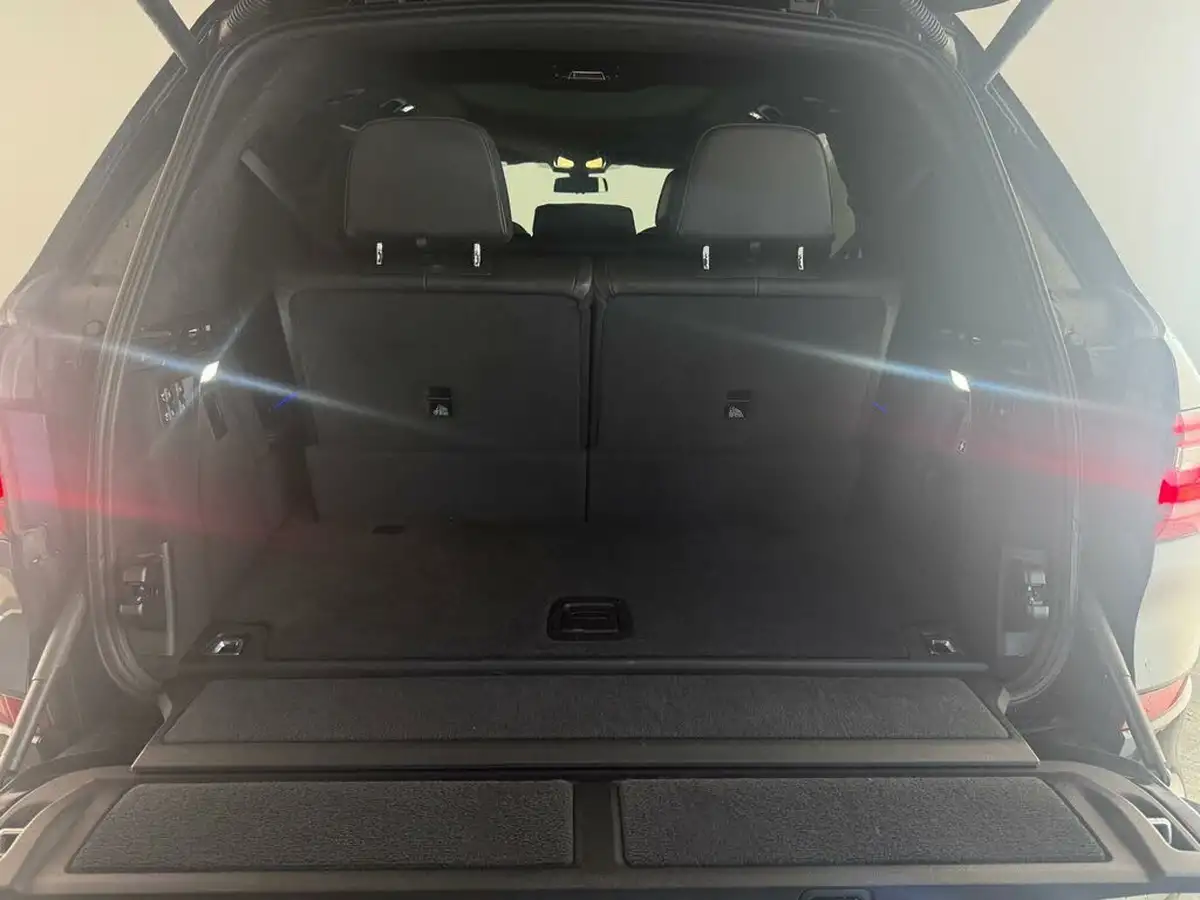 2019-bmw-x7-30-xdrive40i-m-sport-big-43