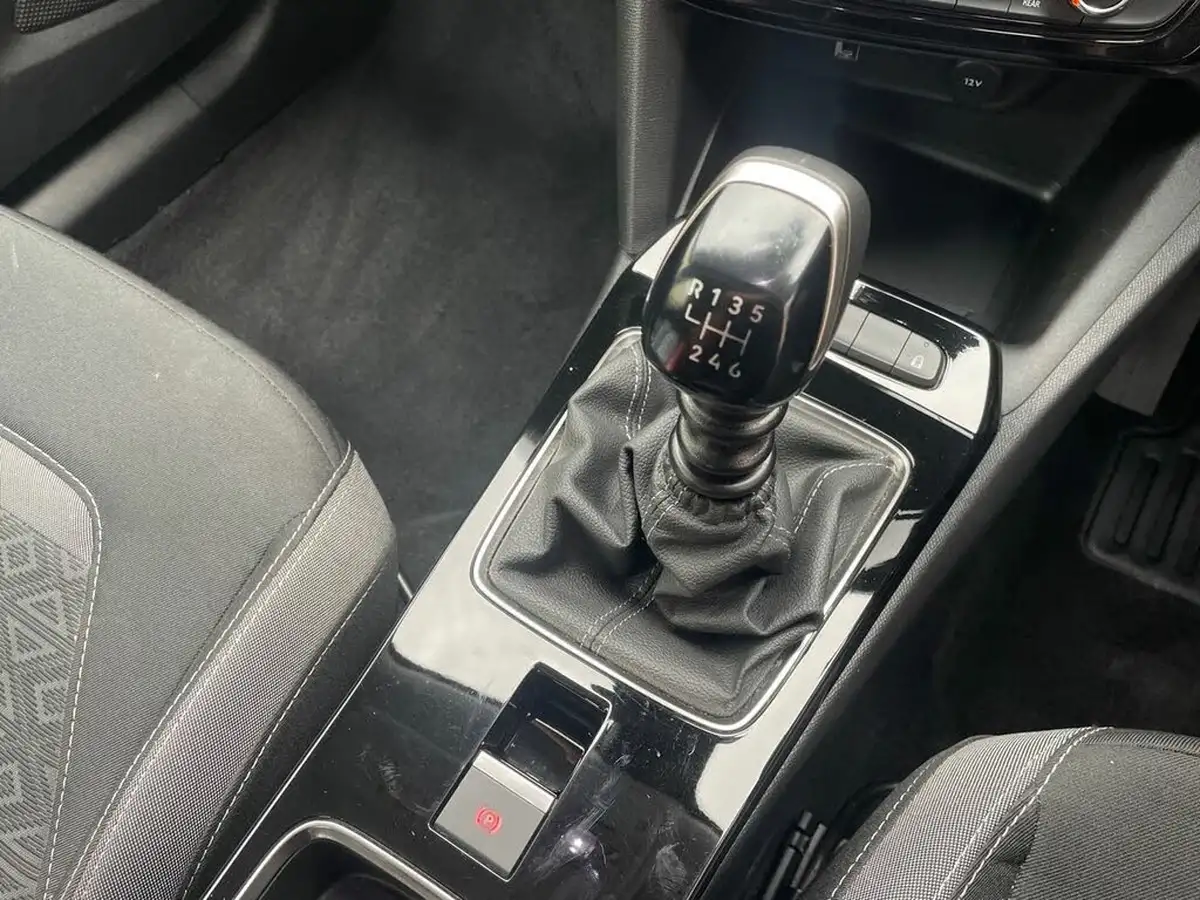 2022-vauxhall-mokka-12-se-edition-big-18