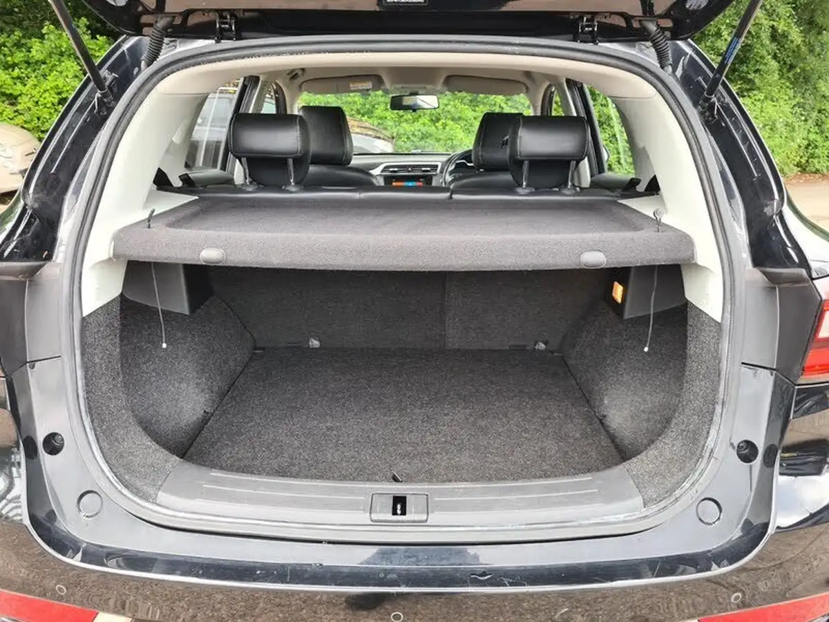 2018-mg-zs-suv-15-vti-tech-exclusive-big-11