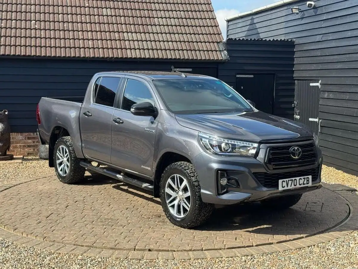 2020-toyota-hi-lux-24d-4d-invincible-x-35t-auto-big-21
