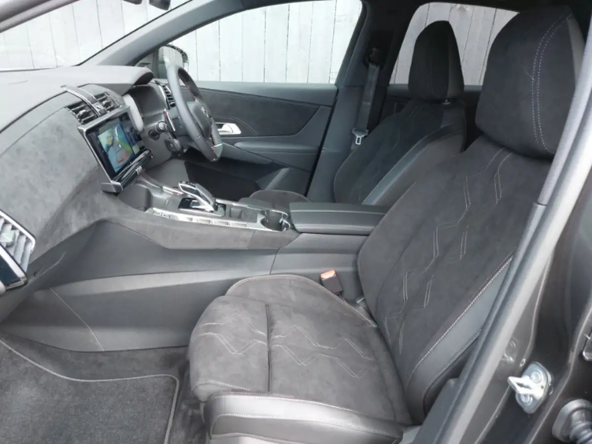 2021-citroen-c3-12-puretech-flair-83ps-big-4
