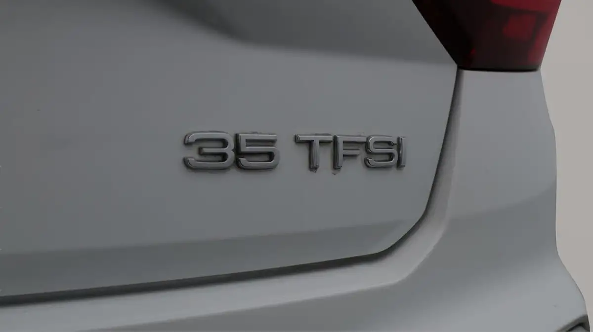 2022-audi-q2-15-35-tfsi-sport-big-22