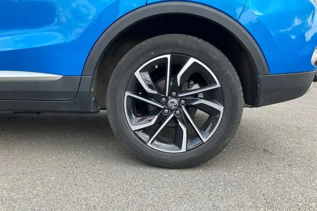 2022-mg-zs-suv-10t-gdi-exclusive-big-10