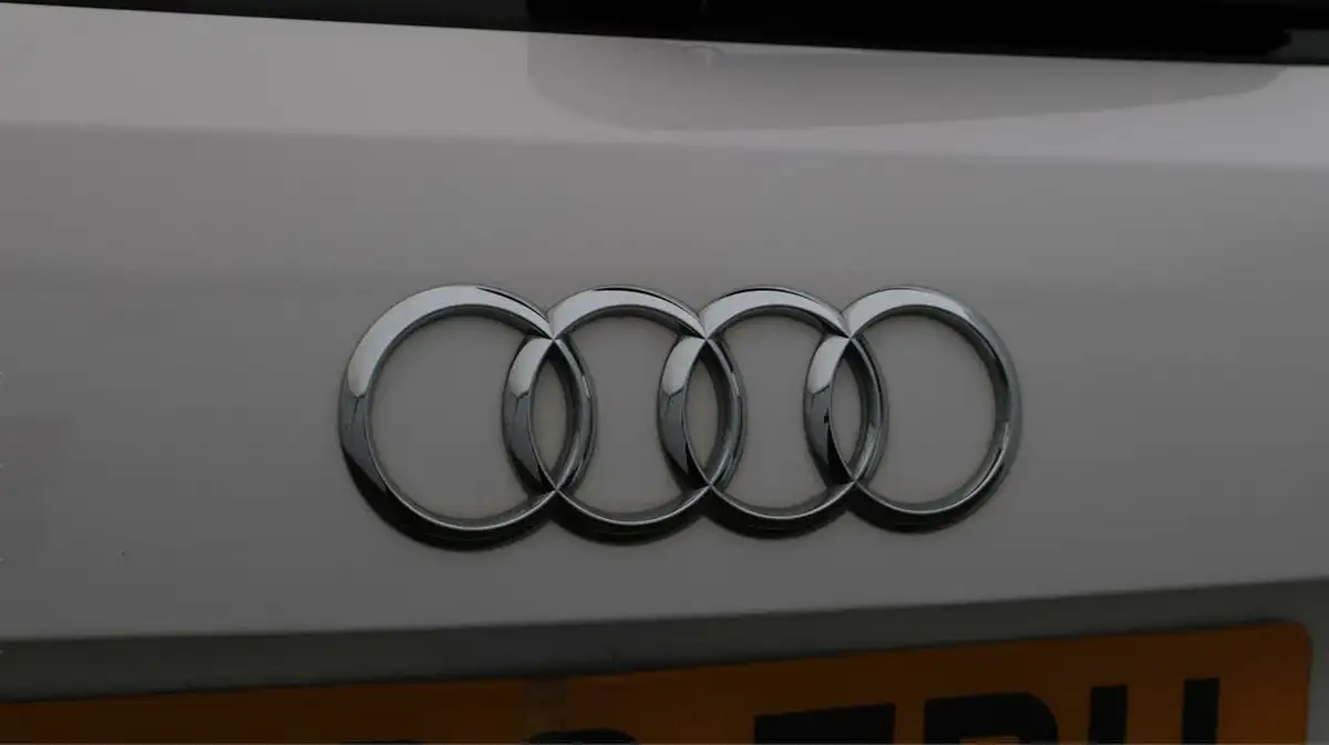 2022-audi-a1-10-25-tfsi-technik-big-21