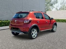 2014-dacia-sandero-stepway-15d-laureate-small-4