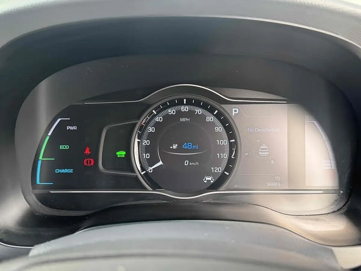 2019-hyundai-ioniq-e-premium-electric-88kw-big-40