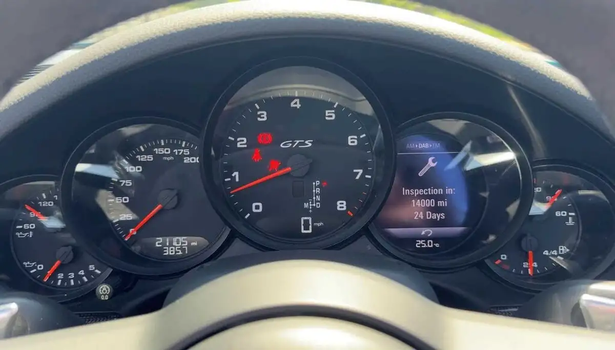 2019-porsche-911-30-carrera-4-gts-cabriolet-big-11