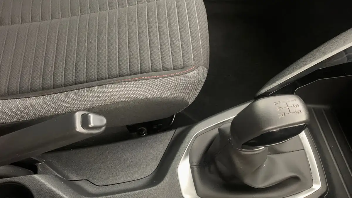 2022-peugeot-208-12-puretech-active-premium-75ps-big-30