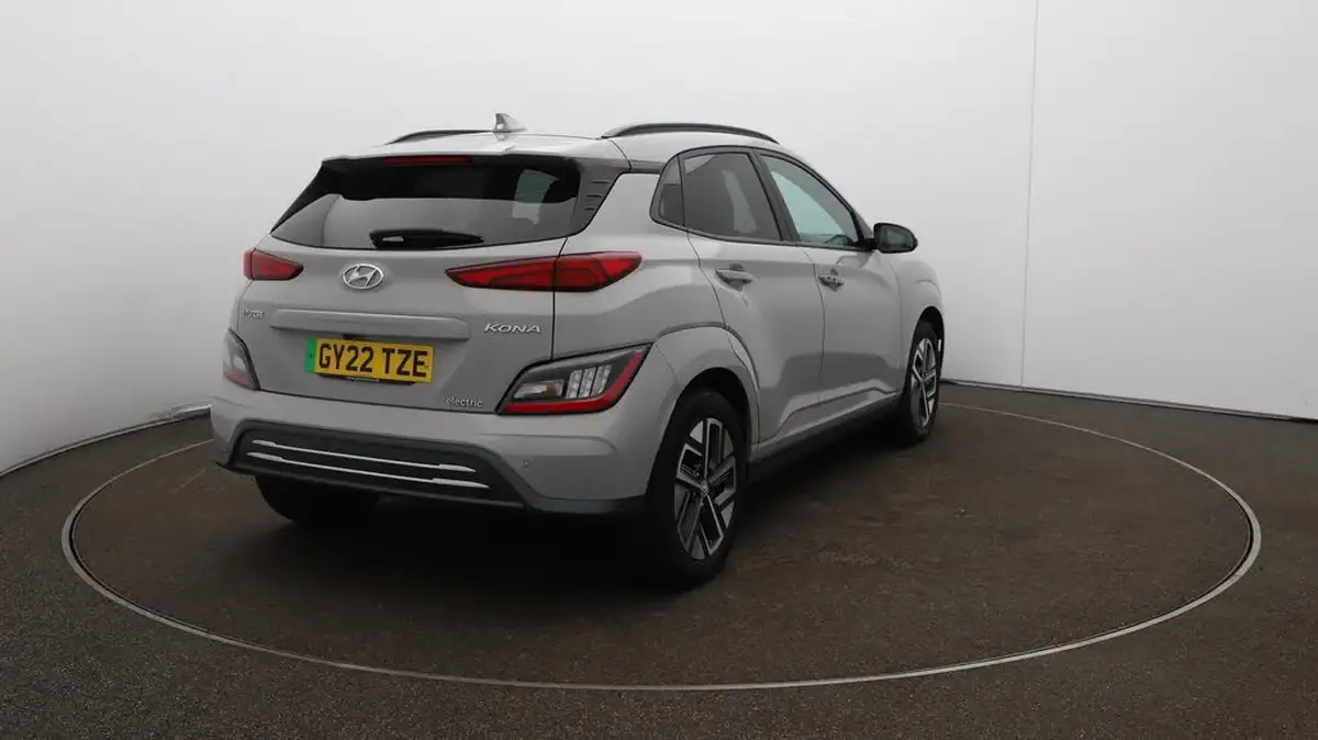 2022-hyundai-kona-e-premium-204ps-64kwh-7kw-obc-big-55