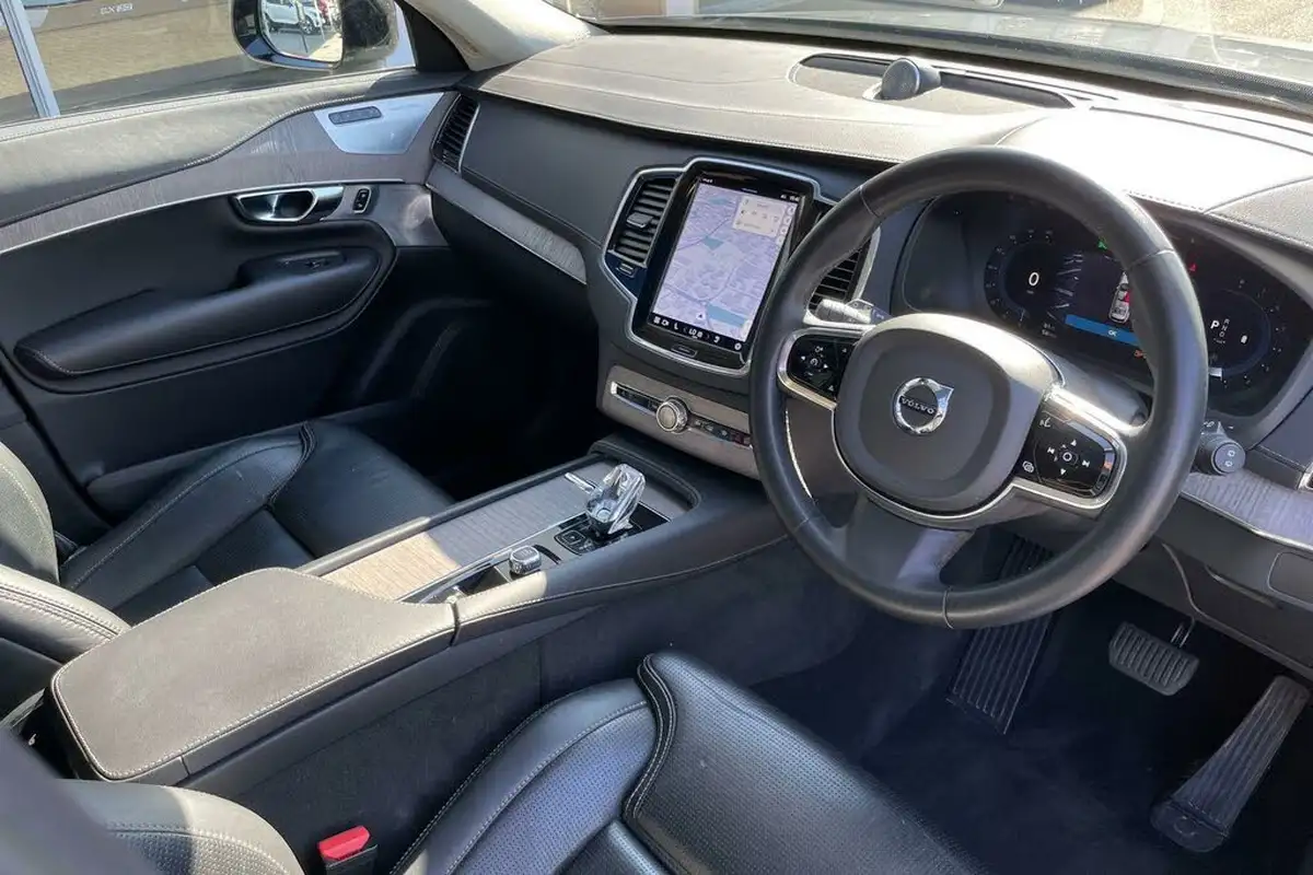 2022-volvo-xc90-20-b5-ultimate-big-4