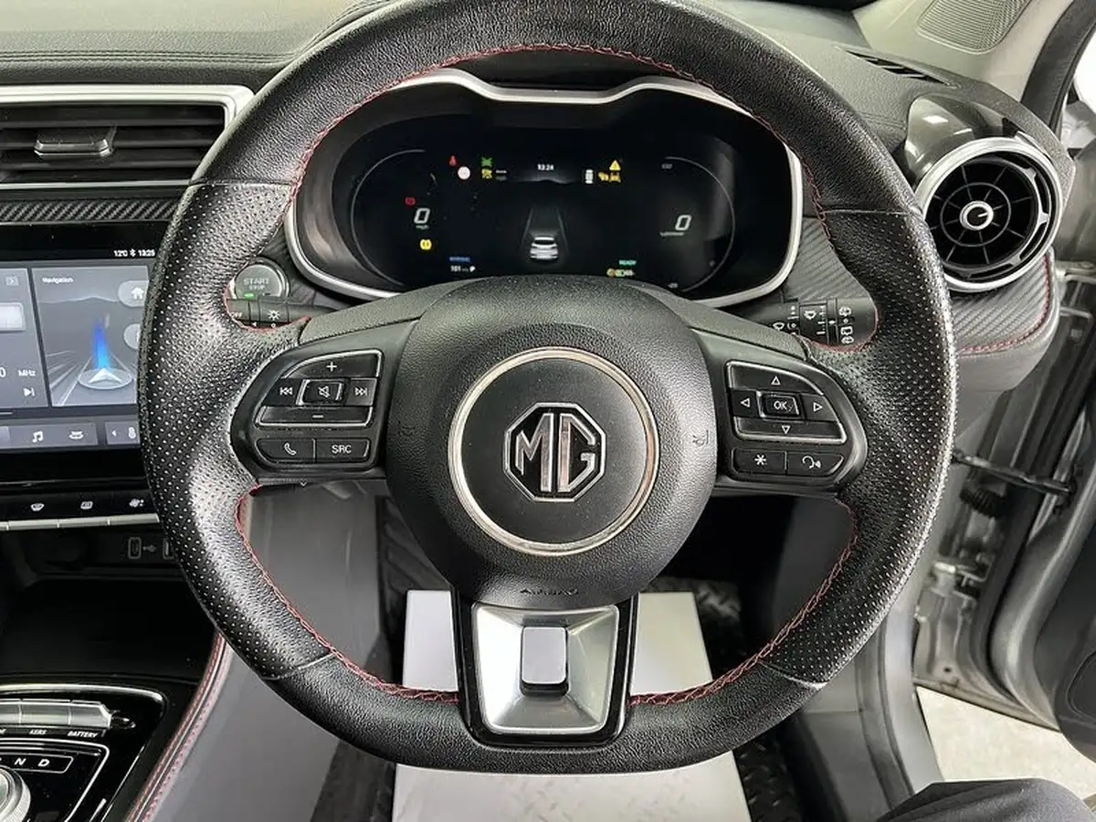 2022-mg-zs-suv-e-trophy-ev-176ps-big-10