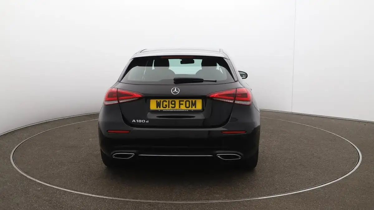 2019-mercedes-benz-a-class-15d-a180d-sport-executive-hatchback-5d-7g-dct-big-56