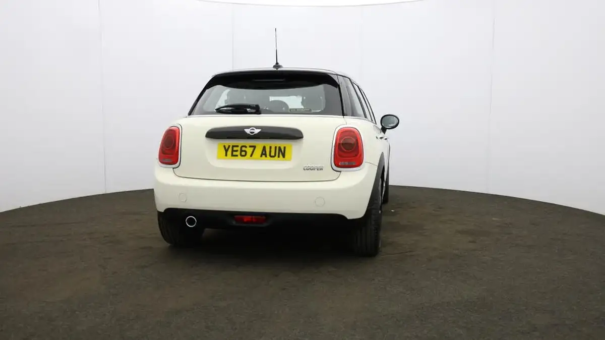 2017-mini-cooper-15-cooper-ss-hatchback-5d-big-62