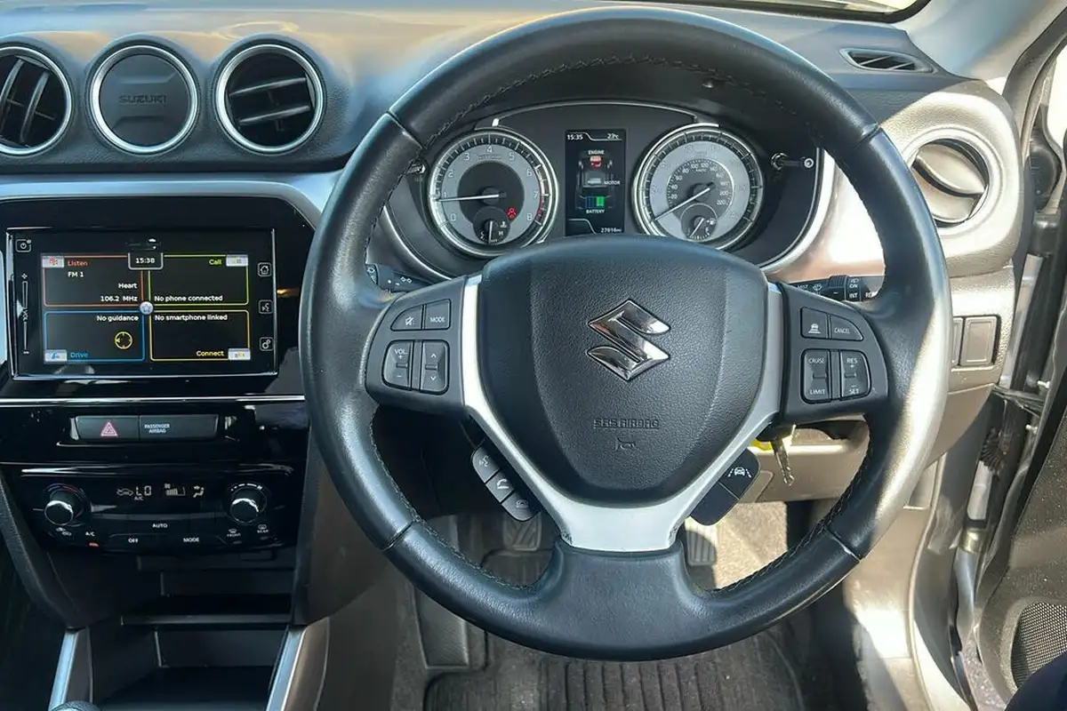 2022-suzuki-vitara-14-boosterjet-sz-t-big-12