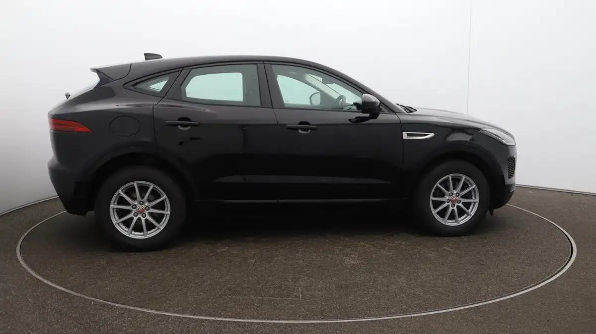 2019-jaguar-e-pace-20-i4d-150ps-big-51