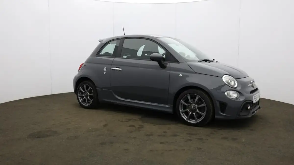 2019-abarth-595-14-tjet-big-48