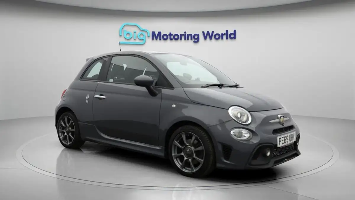 2019-abarth-595-14-tjet-big-0