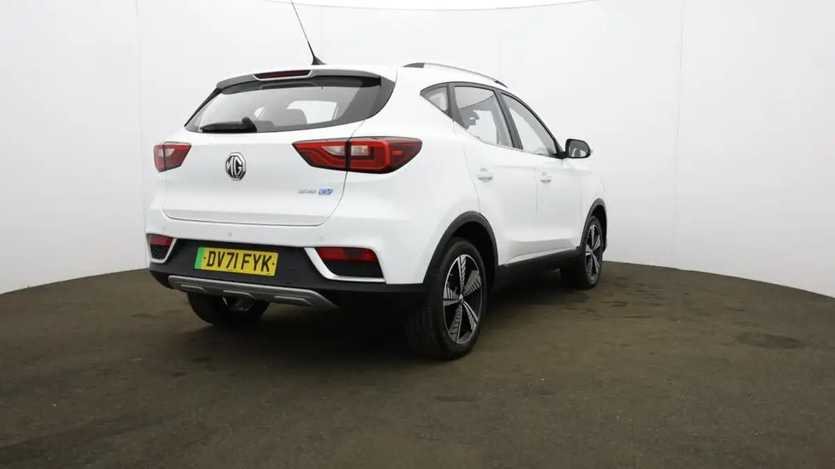 2021-mg-zs-suv-e-exclusive-ev-big-51
