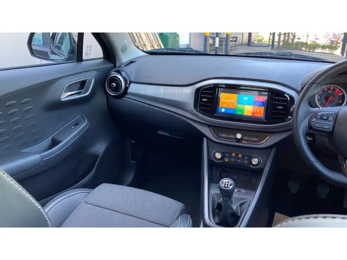 2022-mg-mg3-15-vti-tech-exclusive-nav-big-13