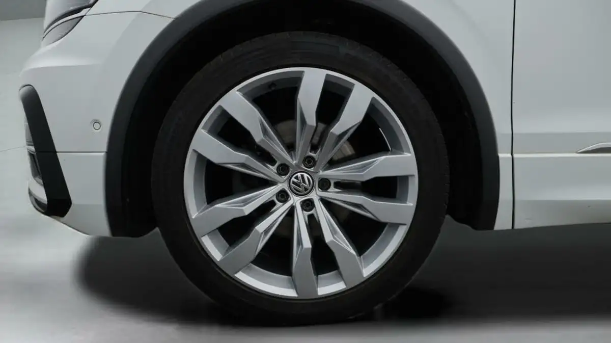 2020-volkswagen-tiguan-20-tsi-sel-190ps-big-18
