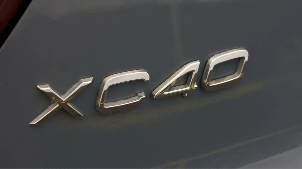 2021-volvo-xc40-20-b4-r-design-194bhp-auto-big-20