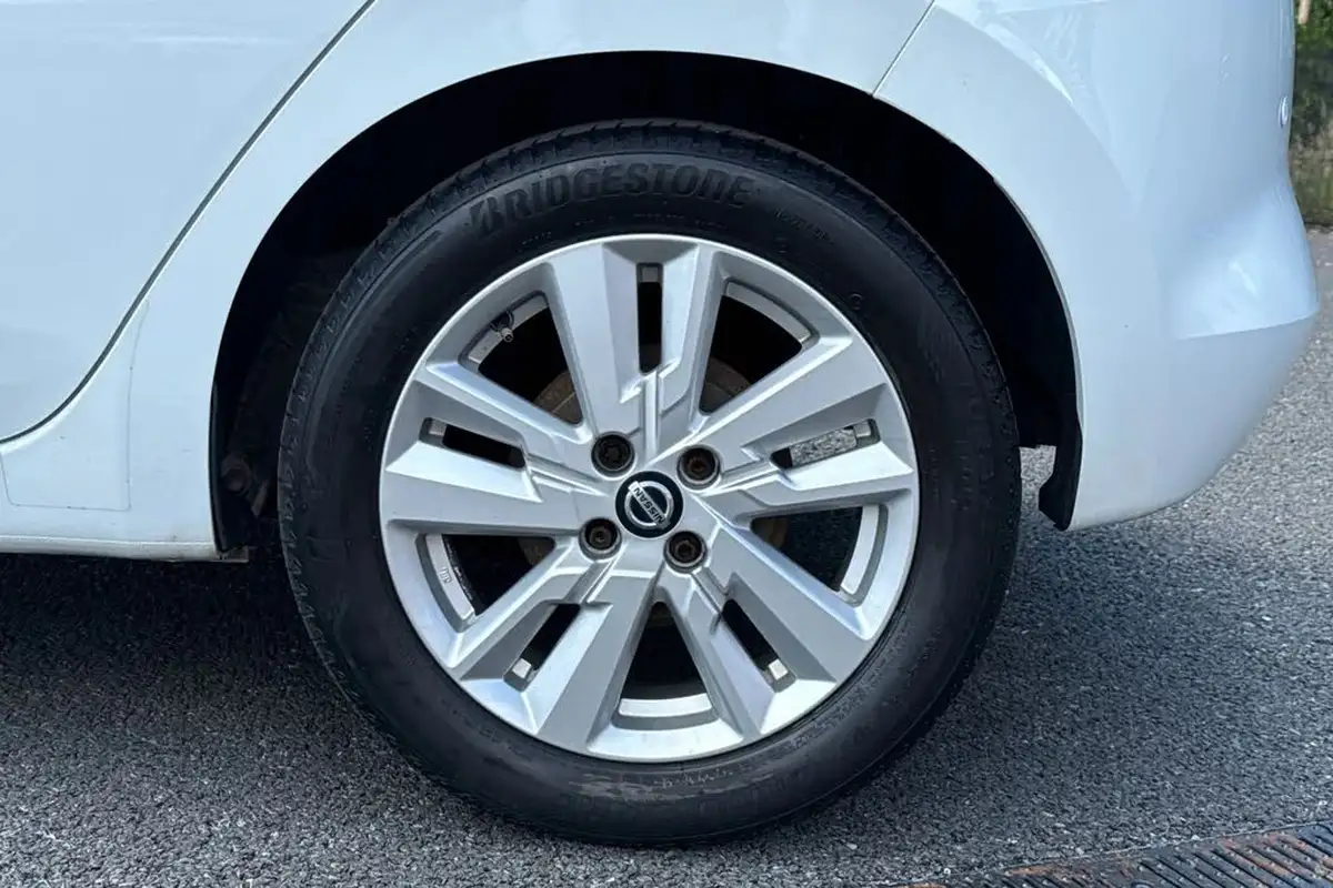 2020-nissan-micra-10-ig-t-acenta-100ps-big-11