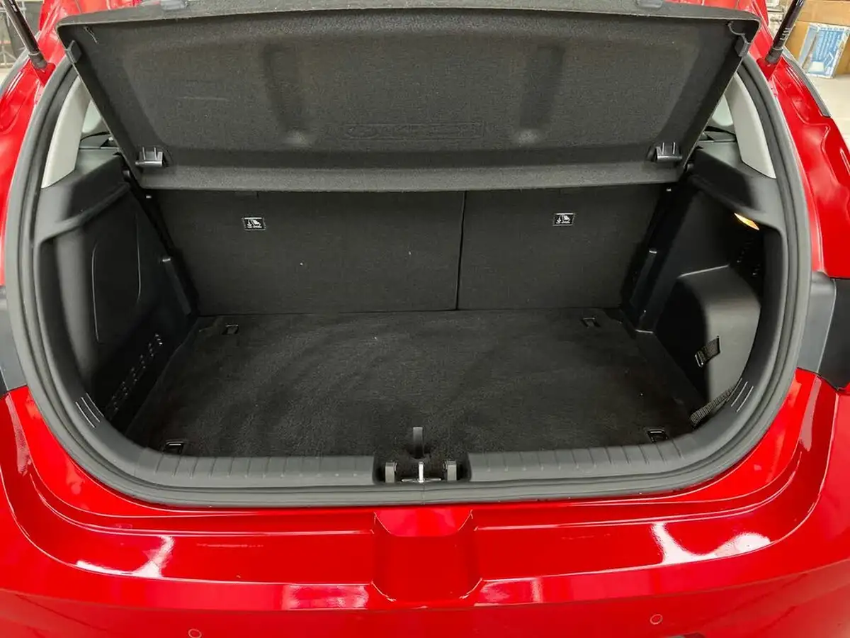 2022-hyundai-i20-10-t-gdi-se-connect-dct-big-11