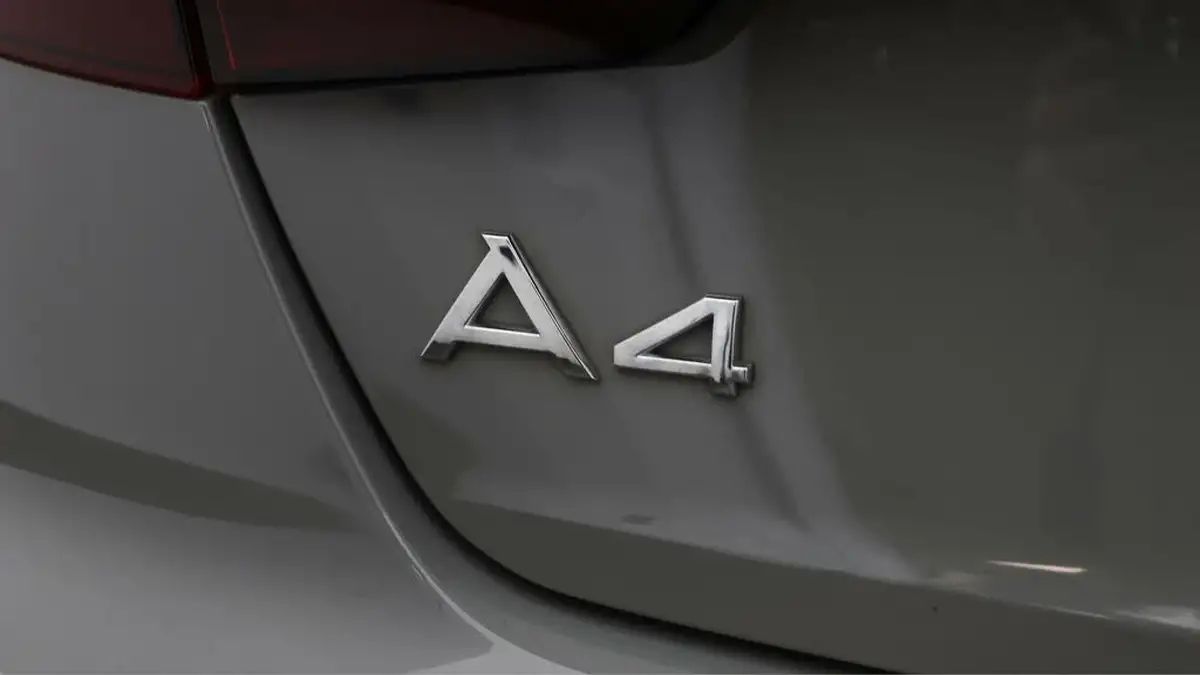 2020-audi-a4-20-35-tdi-black-edition-big-20