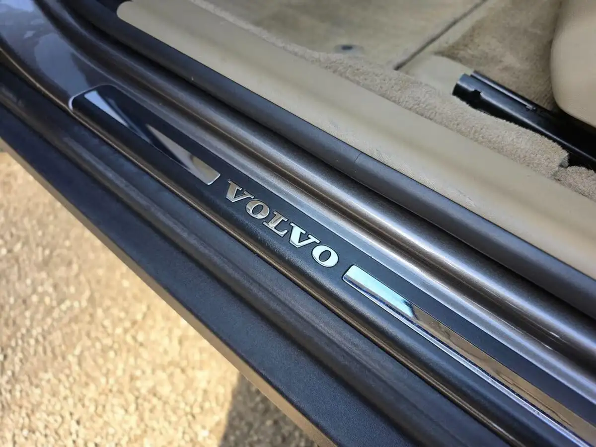 2011-volvo-xc70-30-t6-se-big-72
