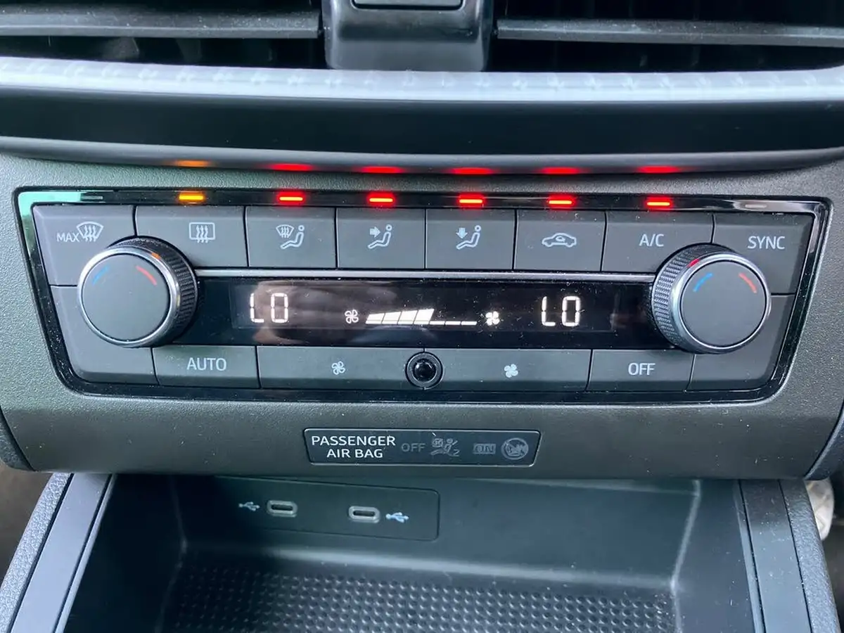 2022-seat-ibiza-10-tsi-xcellence-lux-95ps-big-13