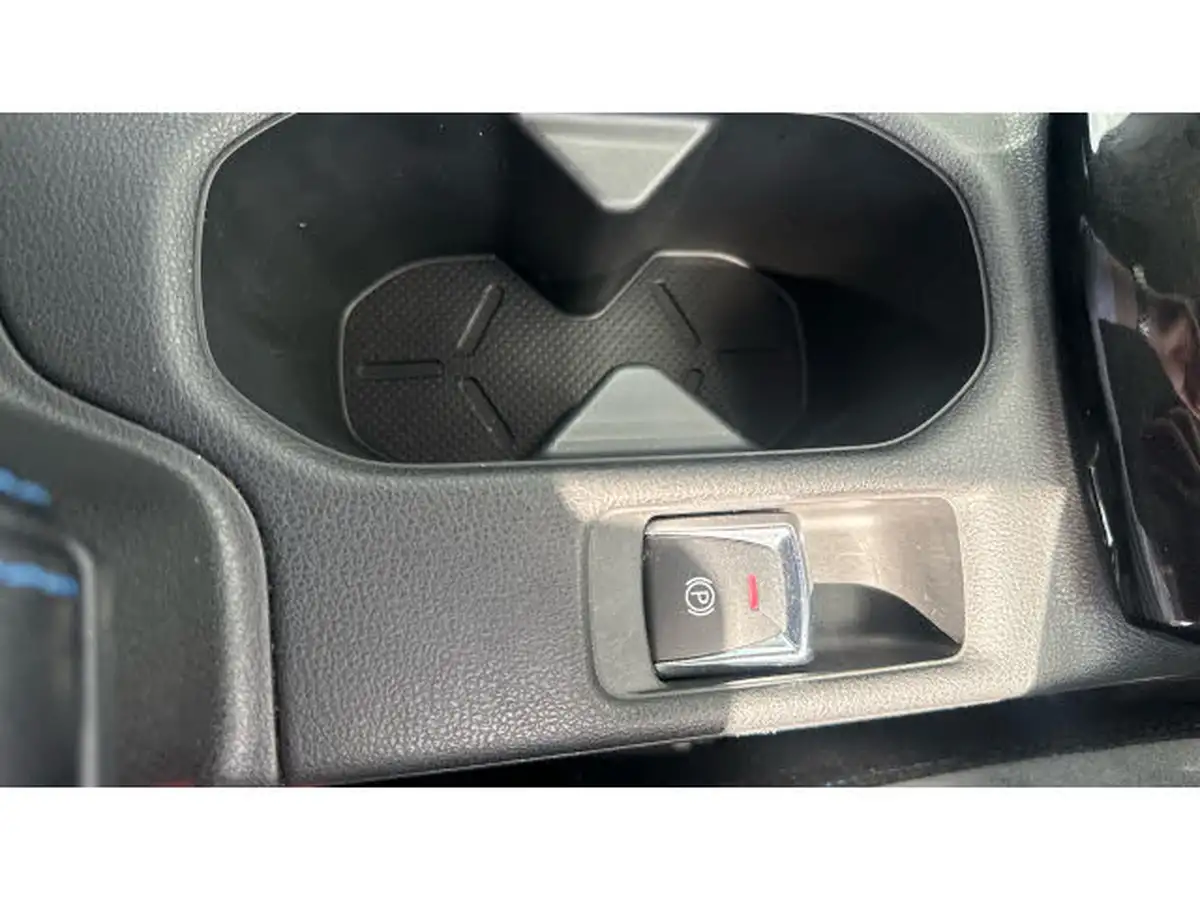 2021-nissan-leaf-e-tekna-big-35