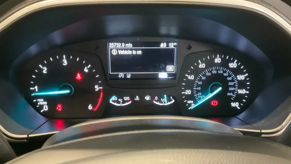 2018-ford-focus-15-zetec-120ps-estate-big-8