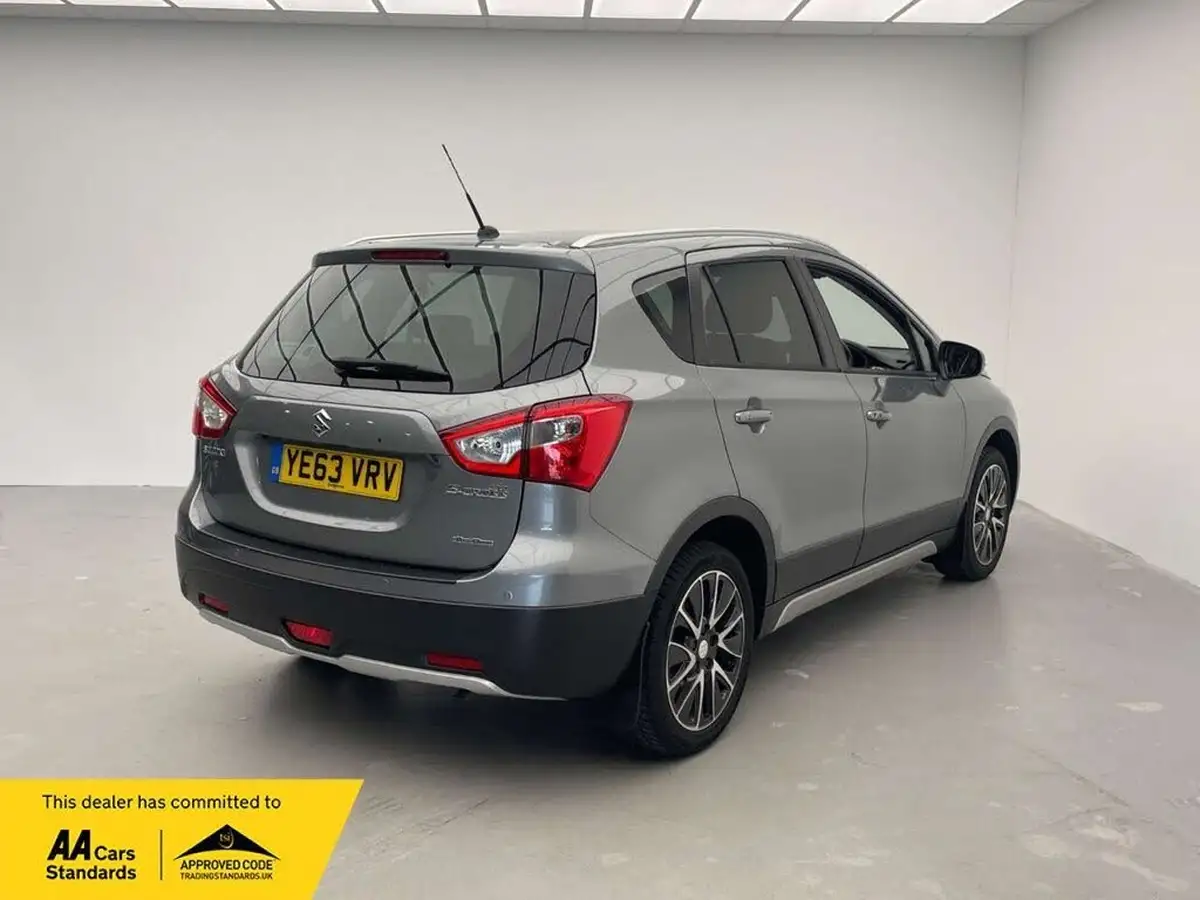 2013-suzuki-s-cross-16-sz5-allgrip-big-1
