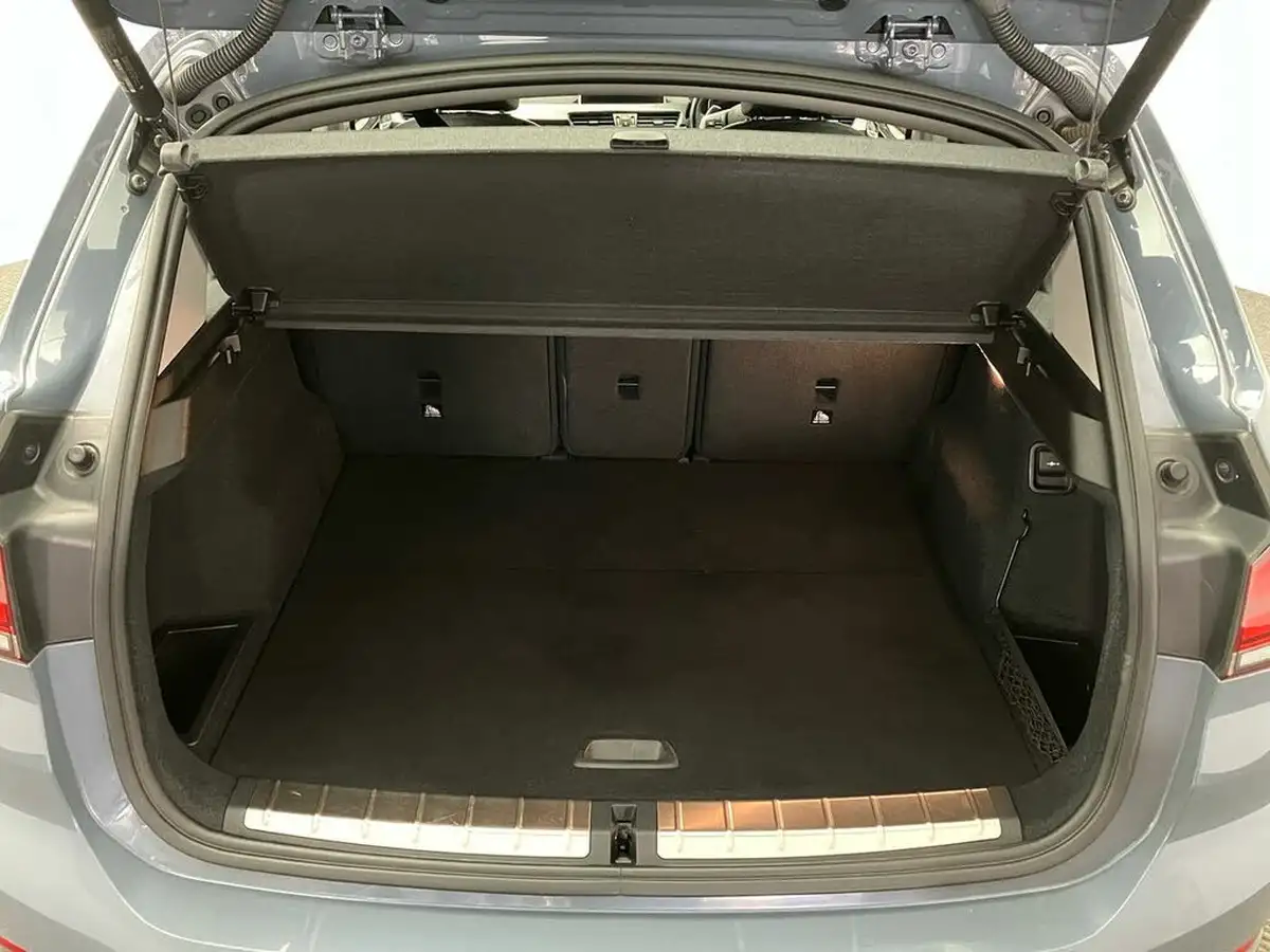 2022-bmw-x1-20td-sdrive18d-xline-sport-auto-big-22