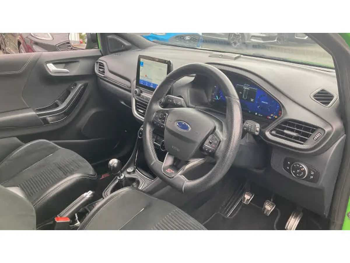 2022-ford-puma-suv-15-st-big-14