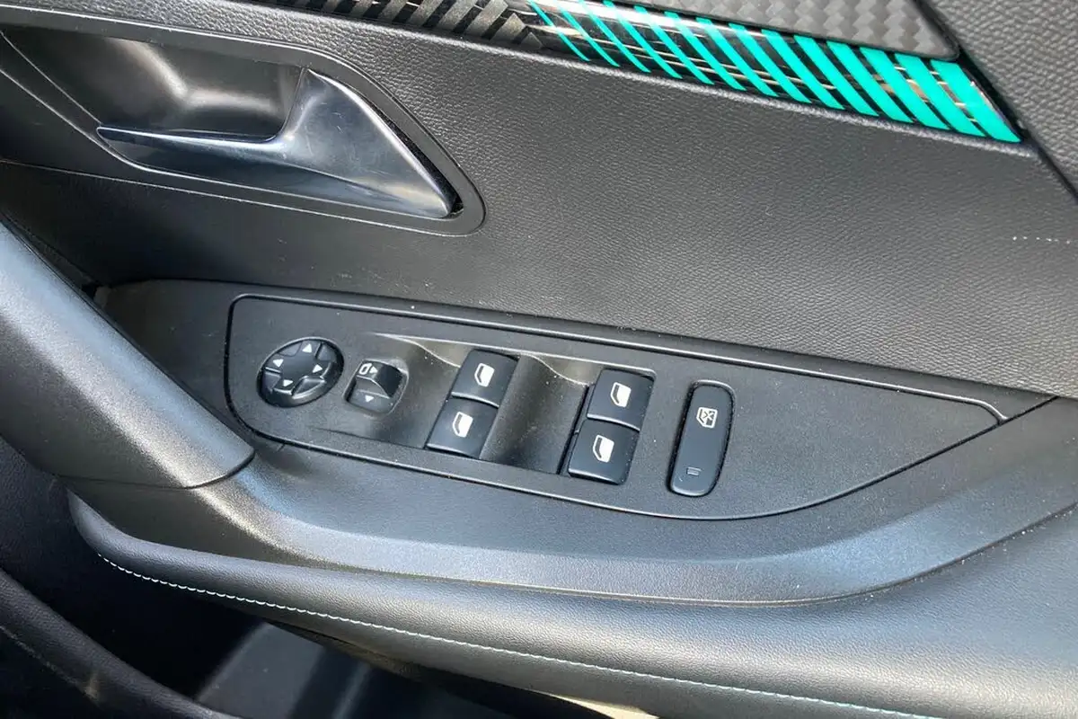 2022-peugeot-2008-suv-e-allure-premium-big-20