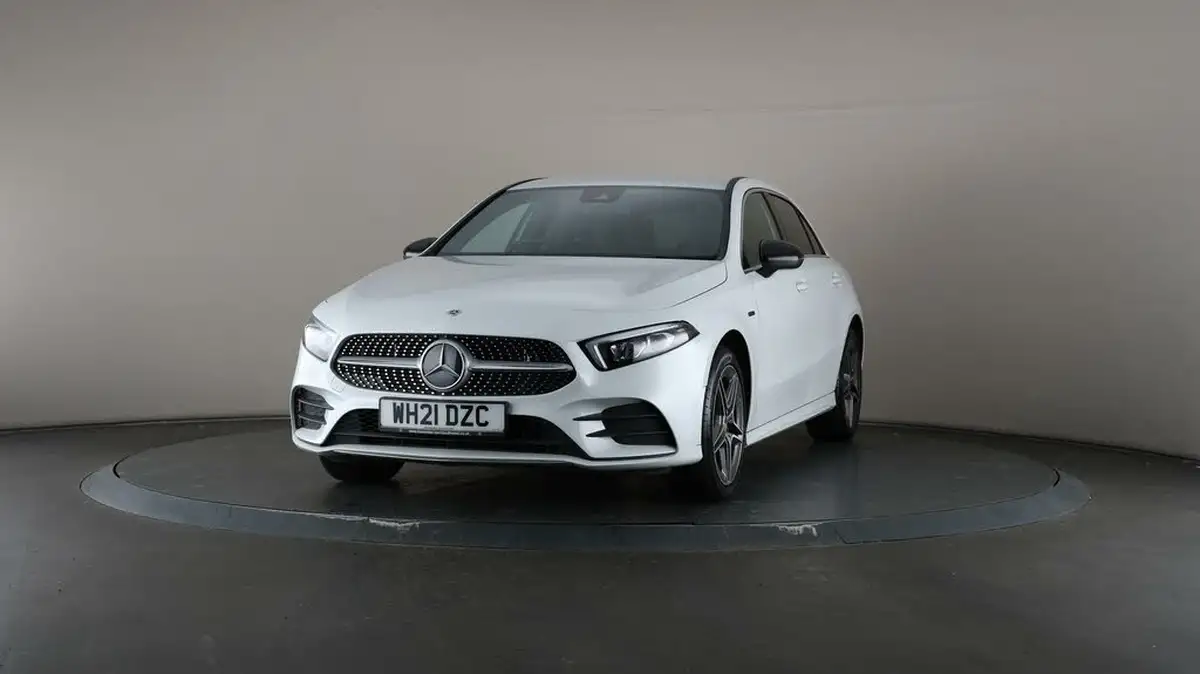 2021-mercedes-benz-a-class-13-a250e-amg-line-hatchback-5d-big-46