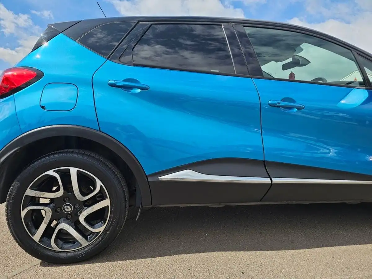2017-renault-captur-09-dynamique-s-nav-big-36